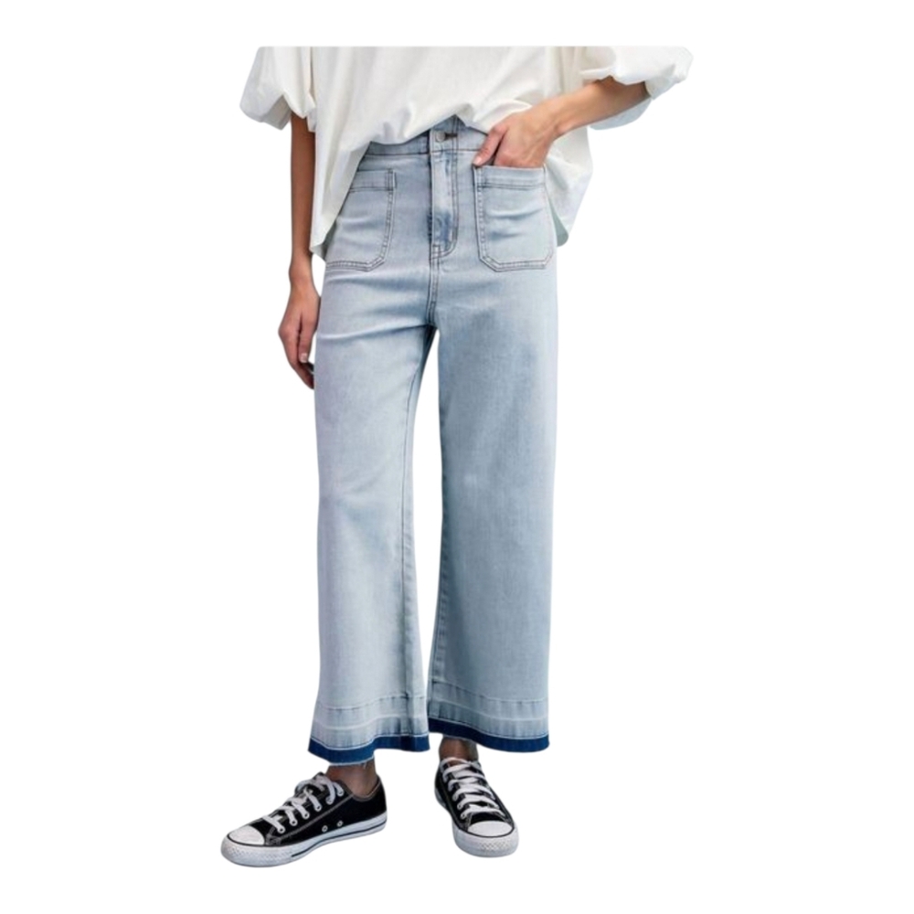 EESome Wide Leg Patch Pocket Frayed Hem Light Wash Denim Jeans Medium